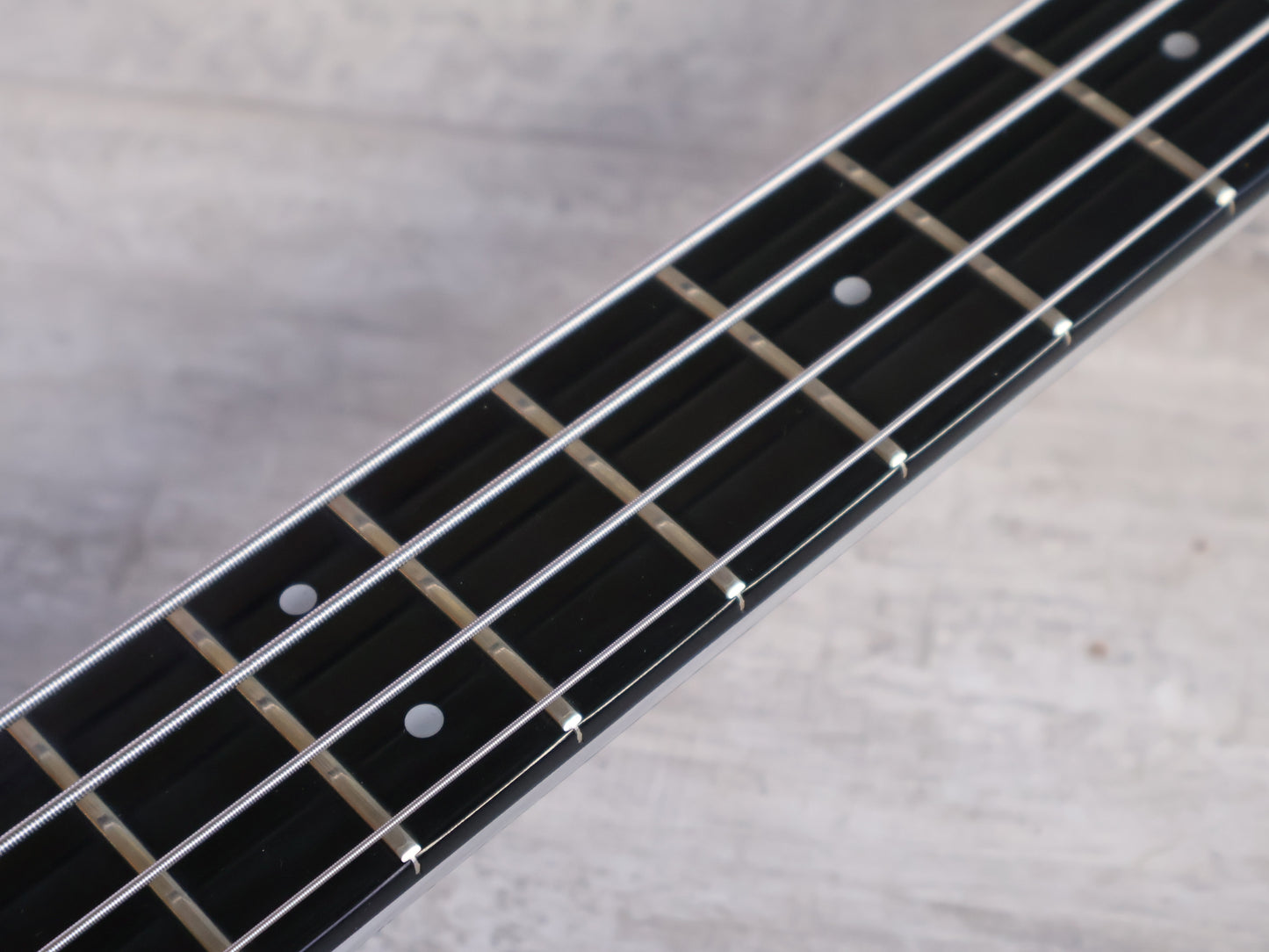1980 Kramer USA DMZ-4001 Aluminium Neck Bass (Black)