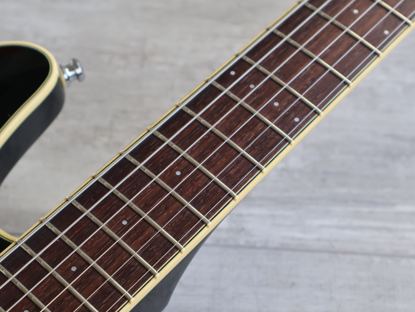 2001 Aria VM-2001 "The Ventures" 40th Anniversary Limited Edition Model (Sunburst)
