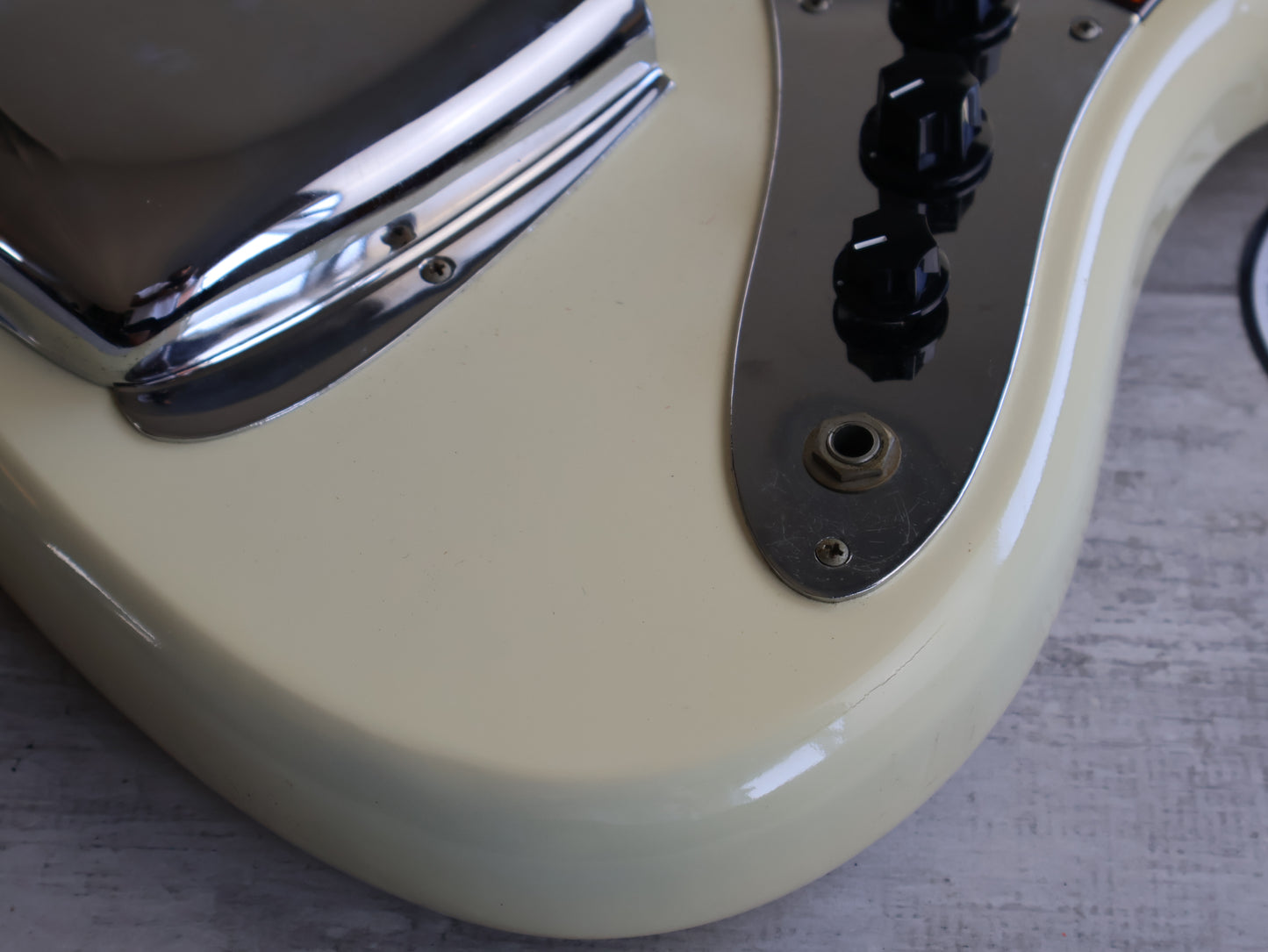 1975 Fernandes Japan "Burny Bass" FJB-50 Jazz Bass (Vintage White)