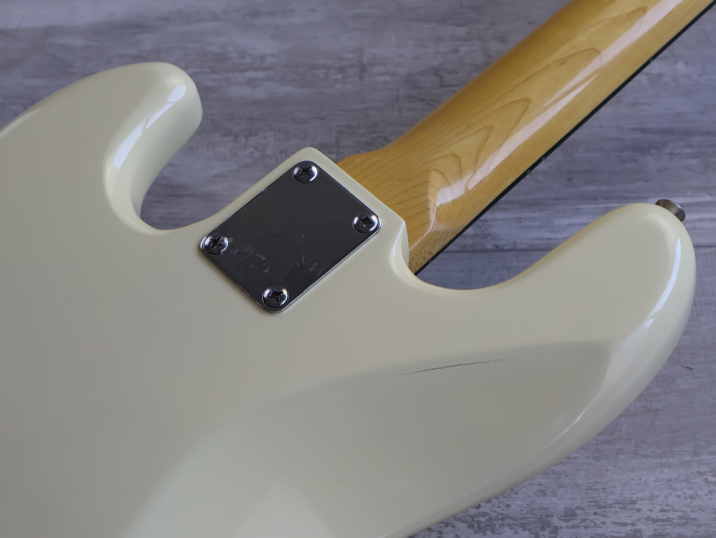 1975 Fernandes Japan "Burny Bass" FJB-50 Jazz Bass (Vintage White)