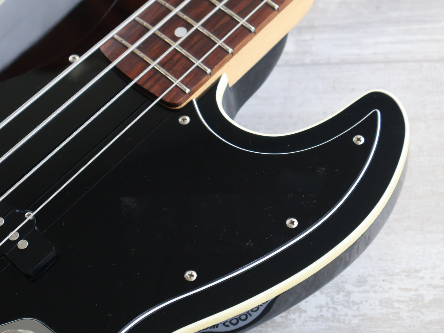 2010 Fender Japan AJB-M Medium Scale Aerodyne Jazz Bass (Black)