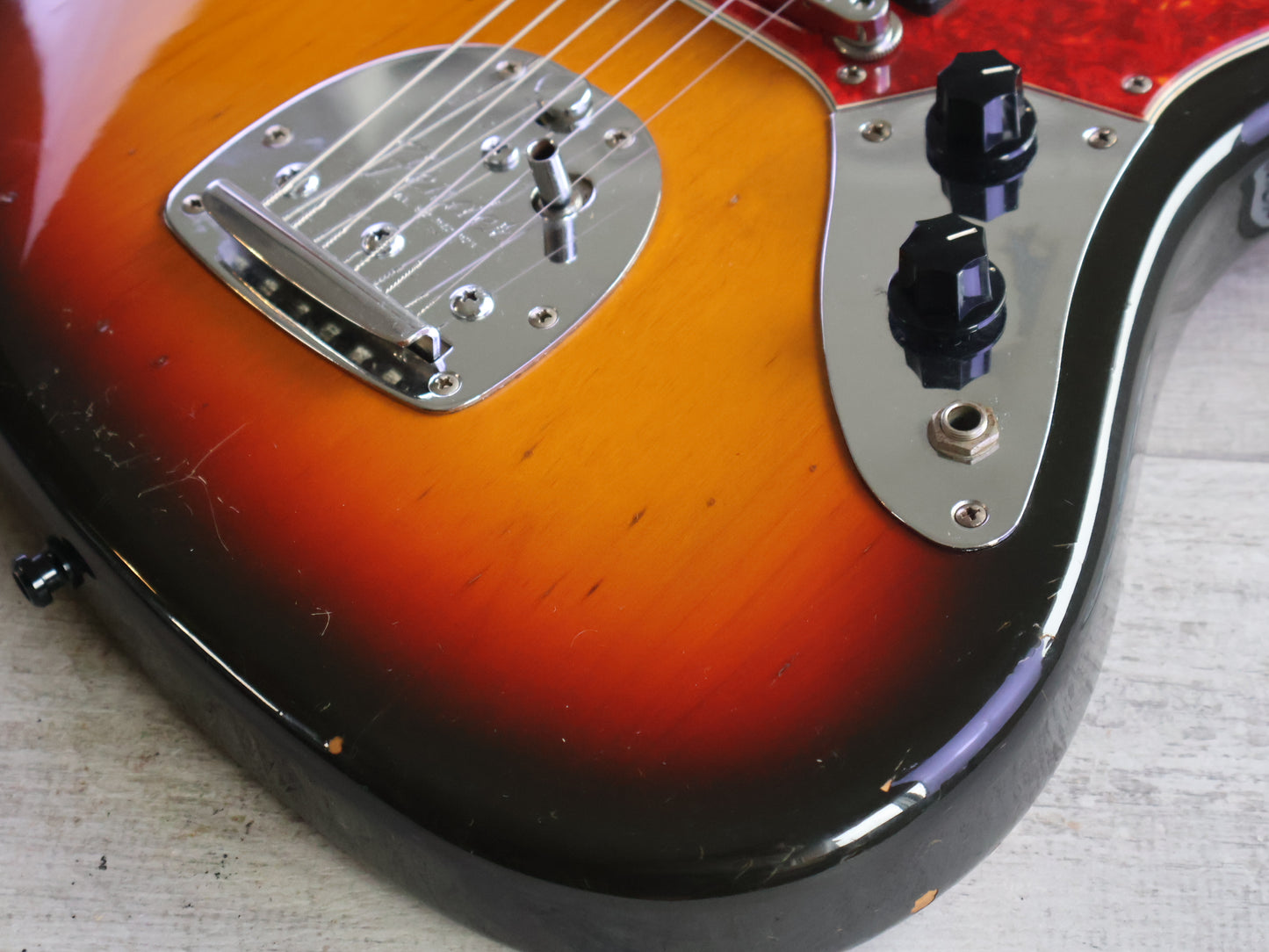 2000 Fender Japan JG66-80 '66 Reissue HH Jaguar (Sunburst)