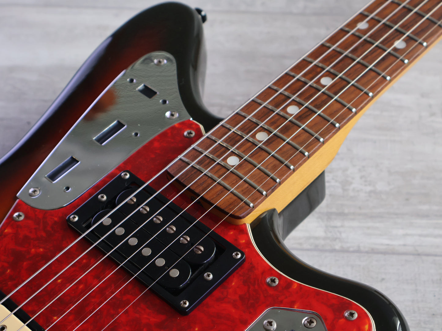 2000 Fender Japan JG66-80 '66 Reissue HH Jaguar (Sunburst)