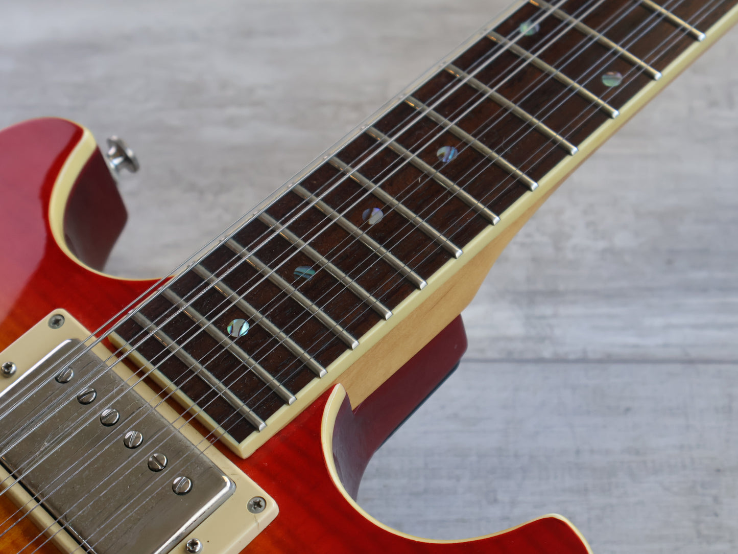 Dean BOCA12 Boca 12-String Semi Hollowbody w/Les Trem (Cherry Sunburst)