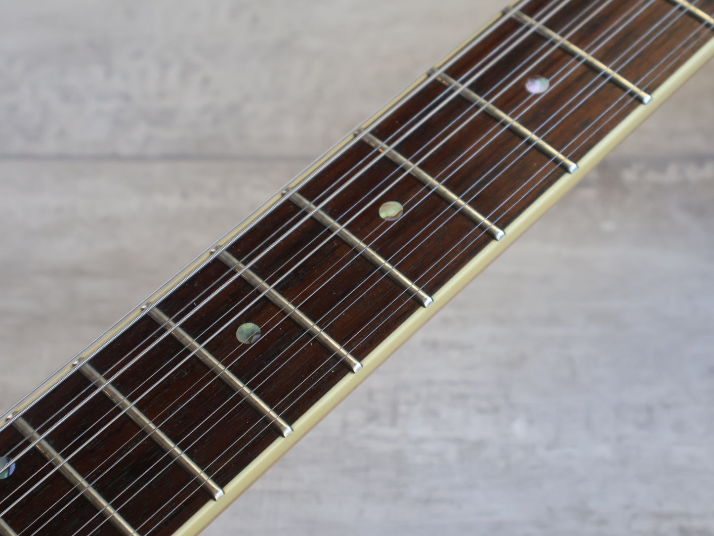 Dean BOCA12 Boca 12-String Semi Hollowbody w/Les Trem (Cherry Sunburst)