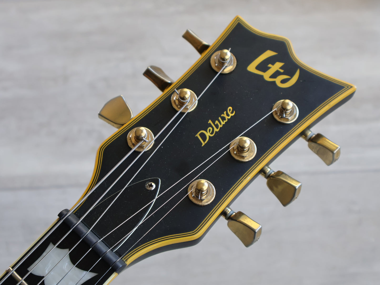 2009 LTD Korea (by ESP) EC-1000 Deluxe Eclipse w/Bareknuckles (Vintage Black)