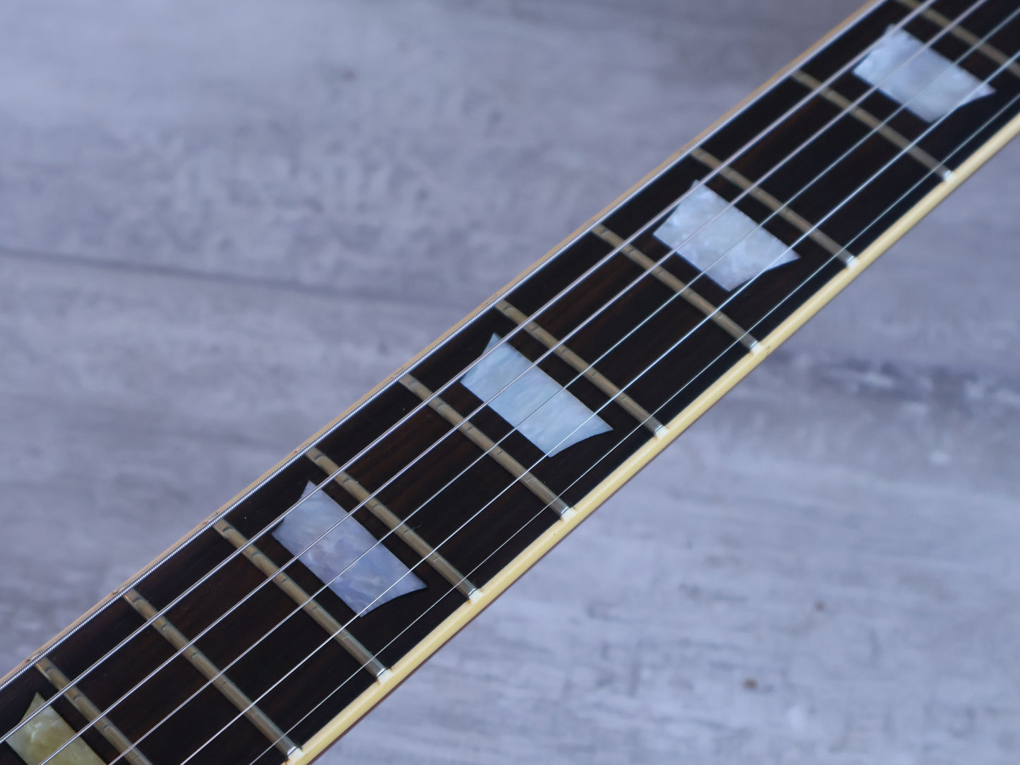 1977 Greco Japan EG-700 Les Paul Standard (Brown Sunburst)
