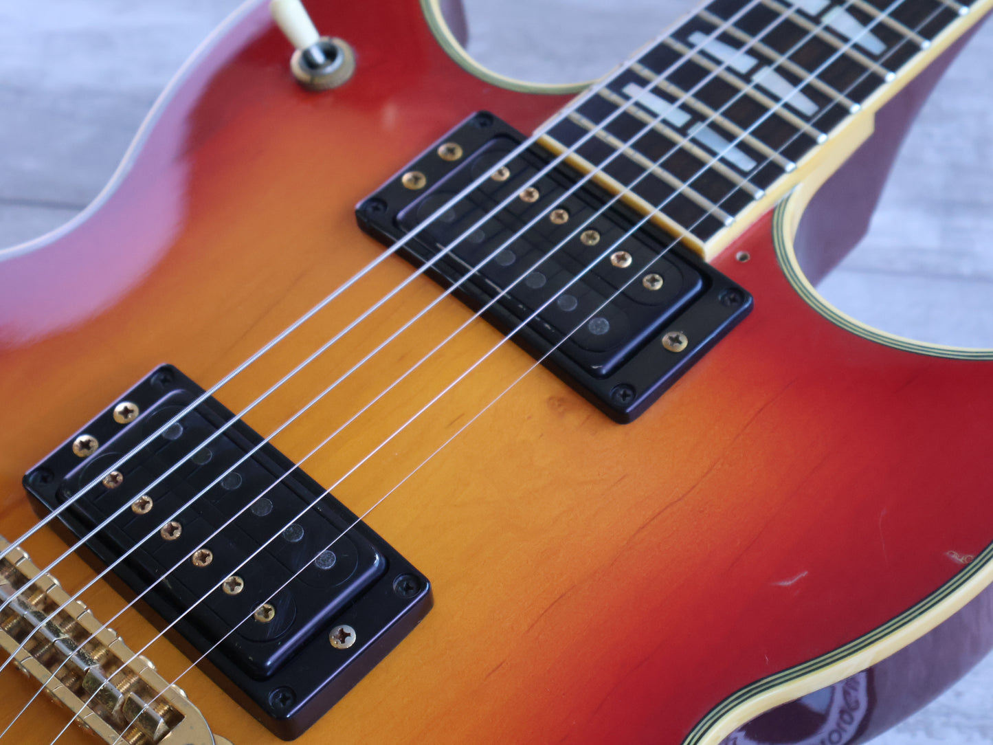 1981 Yamaha Japan SG-1000 Double Cutaway (Cherry Sunburst)