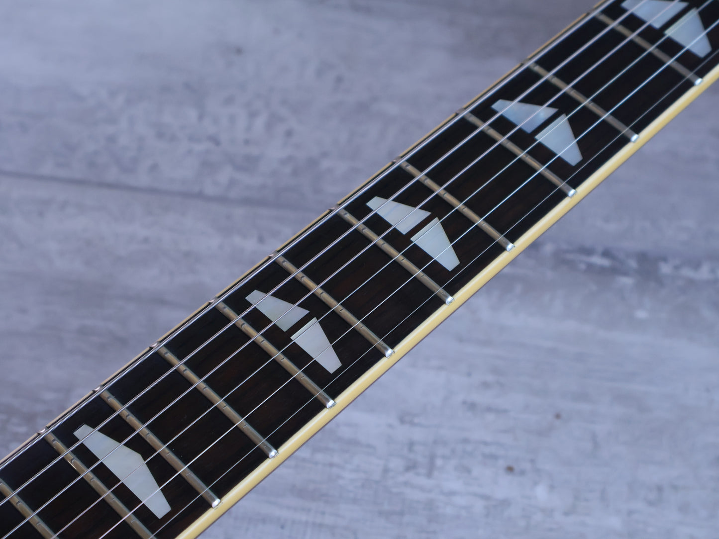 1981 Yamaha Japan SG-1000 Double Cutaway (Cherry Sunburst)
