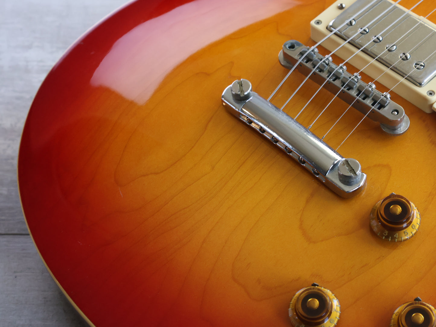1989 Burny RLG-50 Super Grade Les Paul Standard (Sunburst)