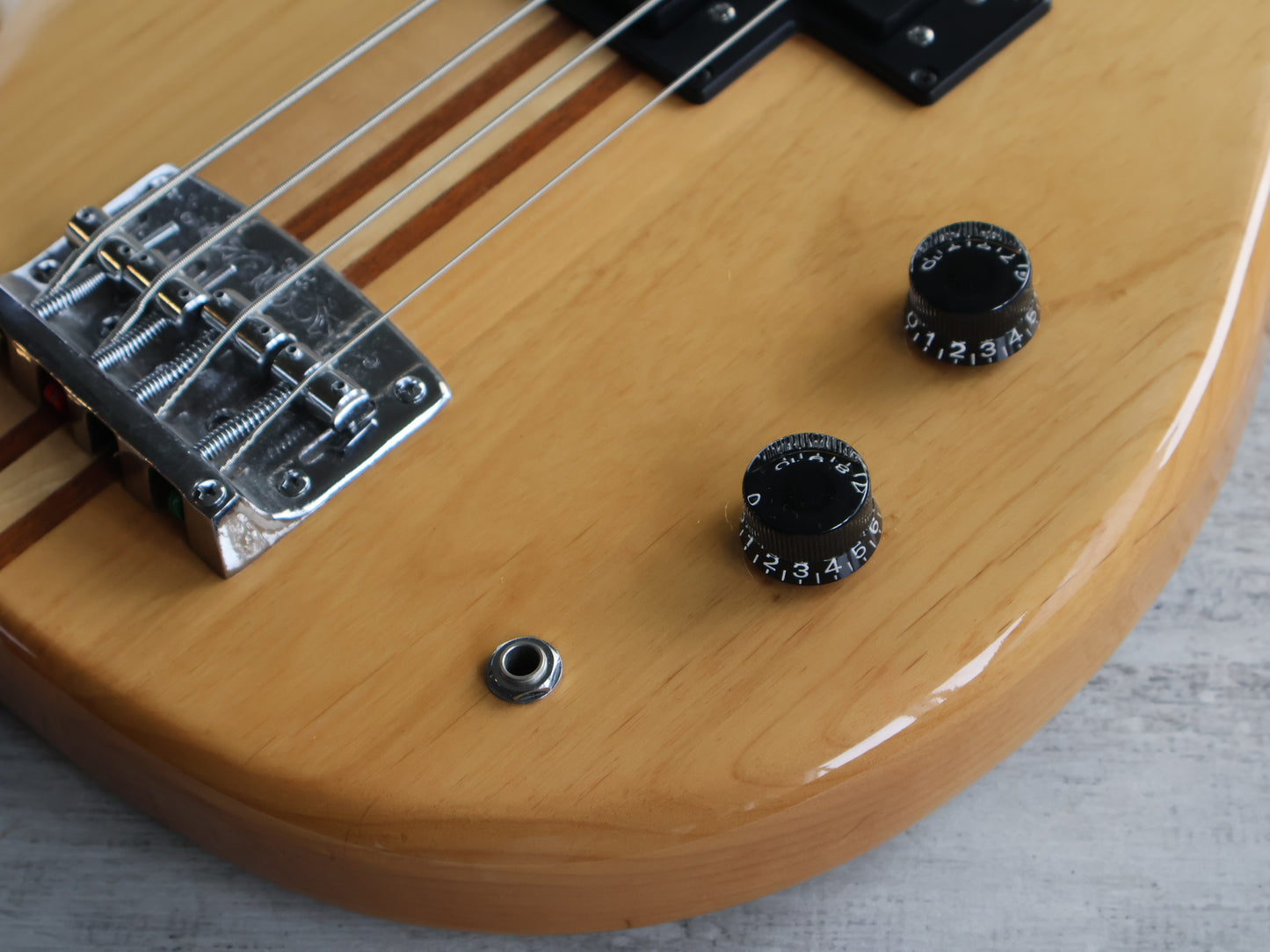 1979 Yamaha Japan BB1200 "Broadbass 1200" Neckthrough Bass (Natural)