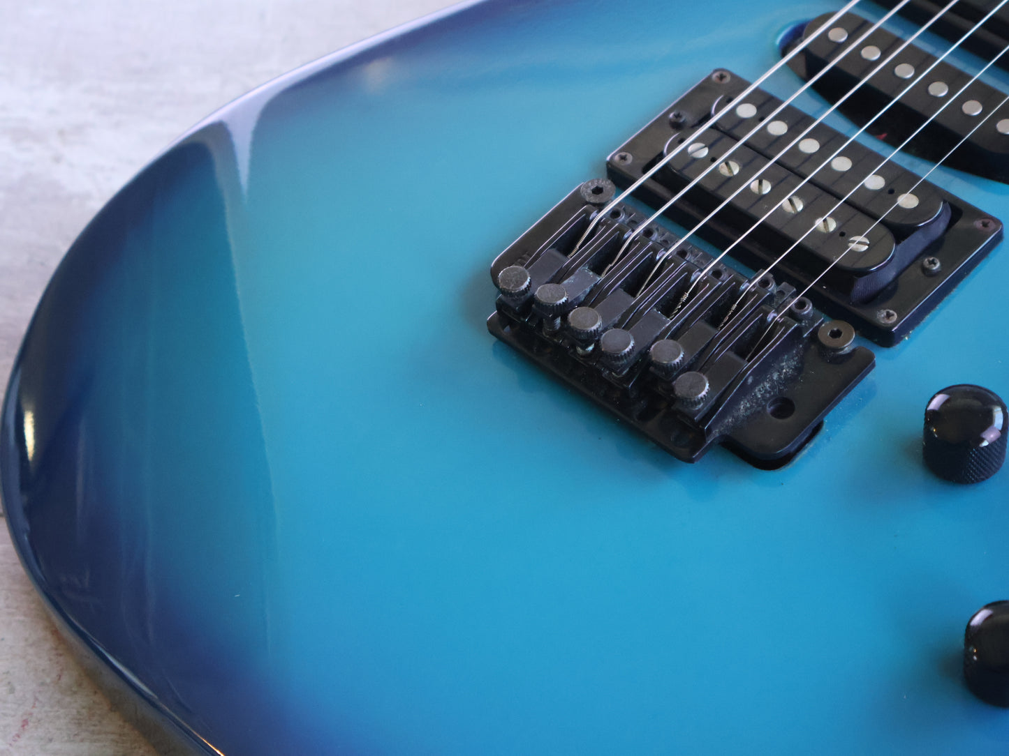 1990 Fernandes Japan FR-50X Revolver HSH Superstrat Stratocaster (Blueburst)