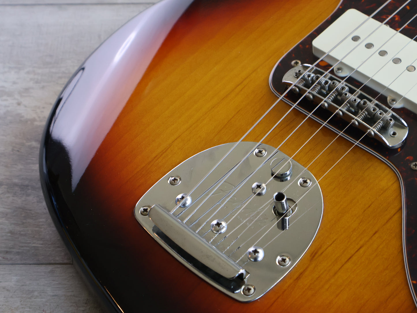 2004 Fender Japan JM66B '66 Reissue Jazzmaster w/Block Inlays & Binding (Sunburst)