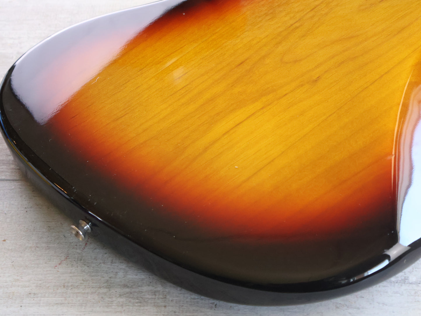 2004 Fender Japan JM66B '66 Reissue Jazzmaster w/Block Inlays & Binding (Sunburst)