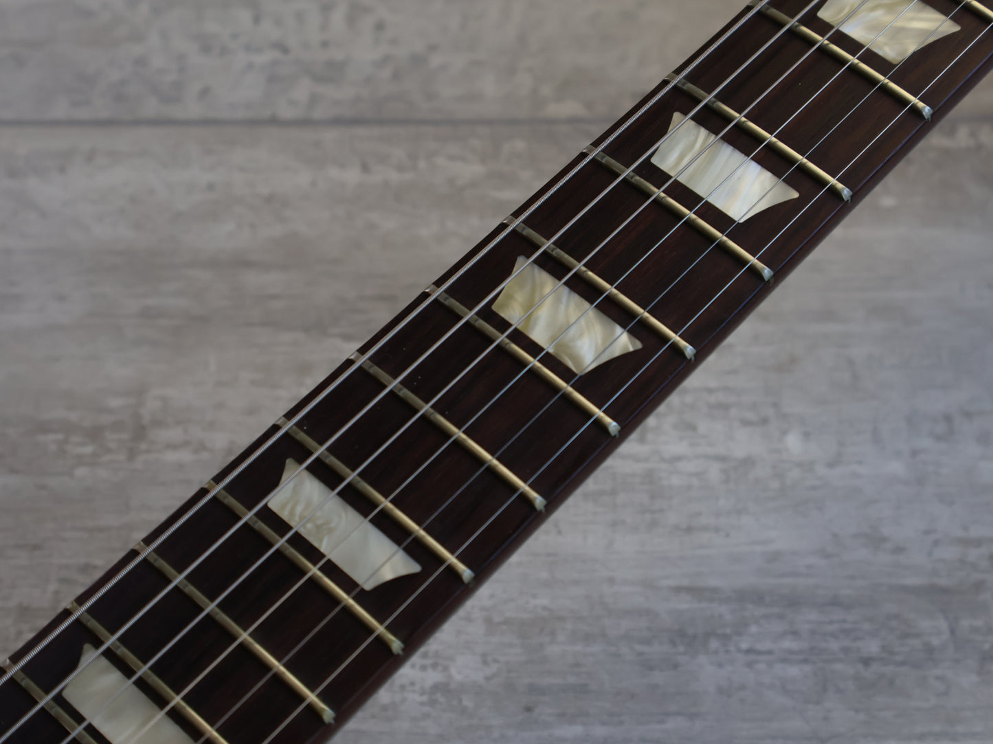 2012 Gibson USA Les Paul Studio Limited Edition (Silver Pearl)