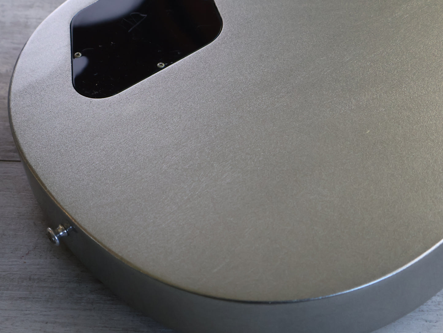 2012 Gibson USA Les Paul Studio Limited Edition (Silver Pearl)