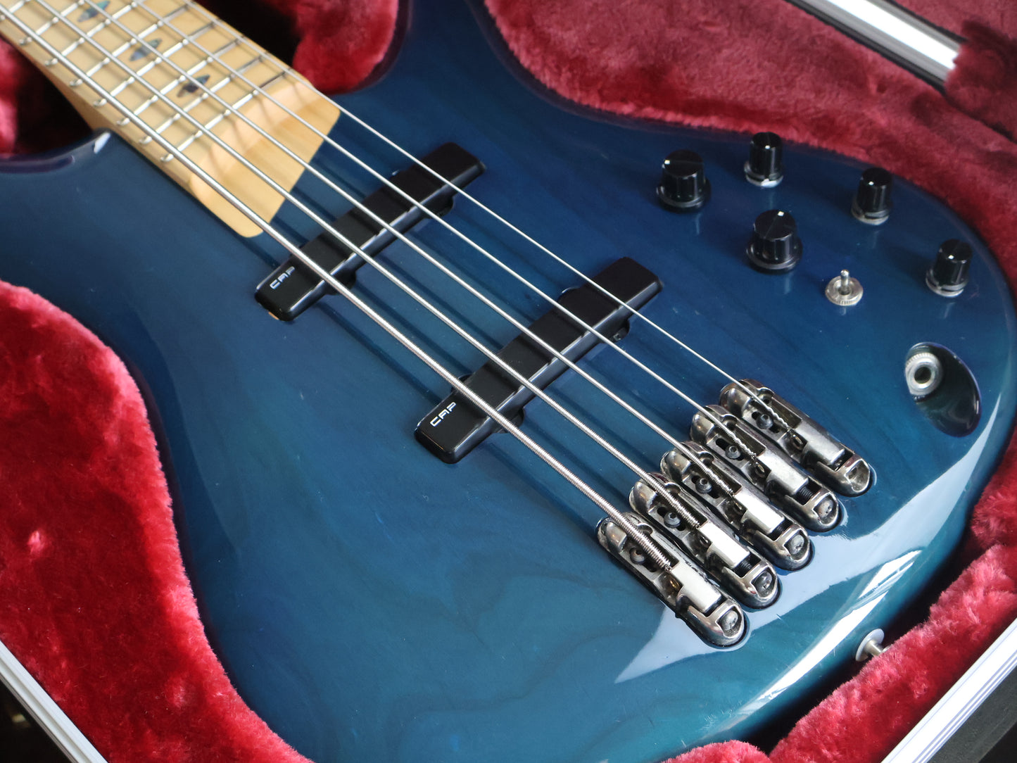 2015 Ibanez Japan SR2505M Prestige SDGR 5-String Bass (Blue Zircon)