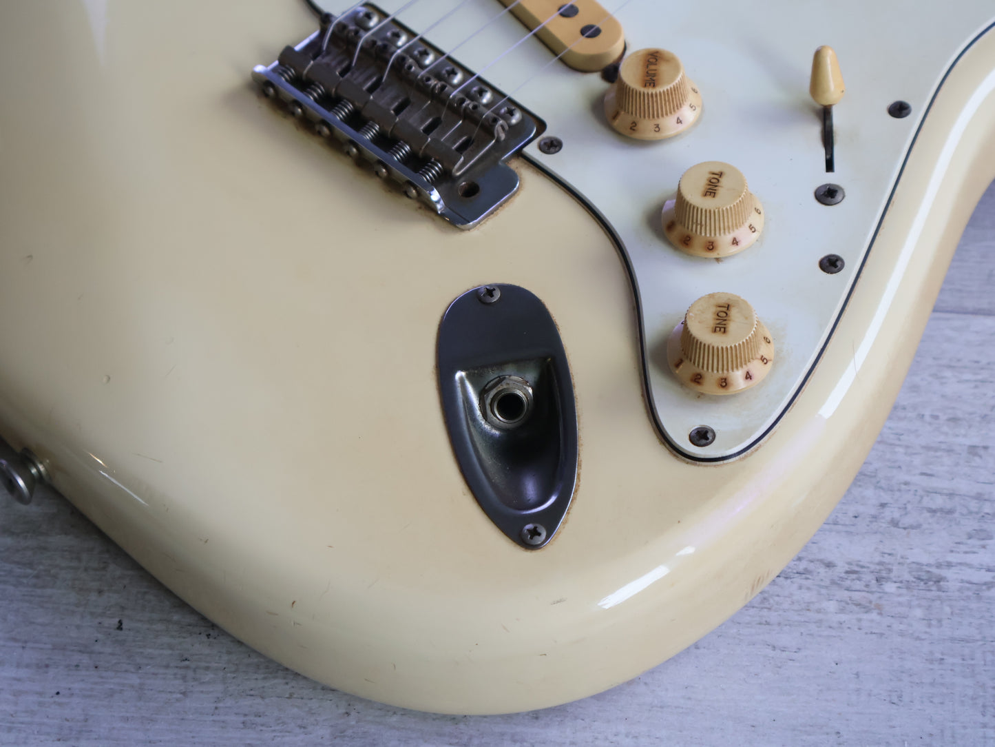 1979 Fernandes Japan FST-60 '64 Reissue Stratocaster (Vintage White)