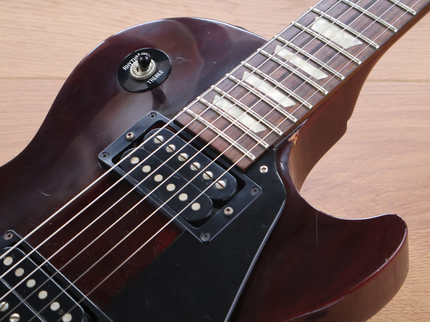 1995 Gibson USA Les Paul Studio (Wine Red)