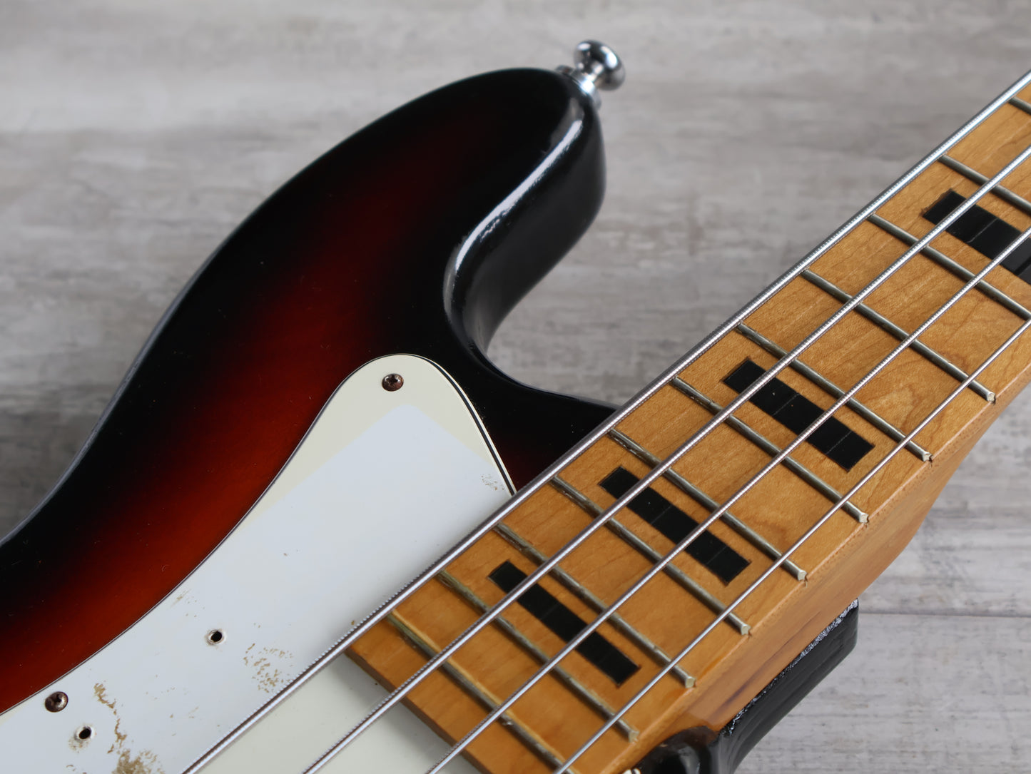 1970's Heart Man Japan Short Scale Jazz Bass (Sunburst)