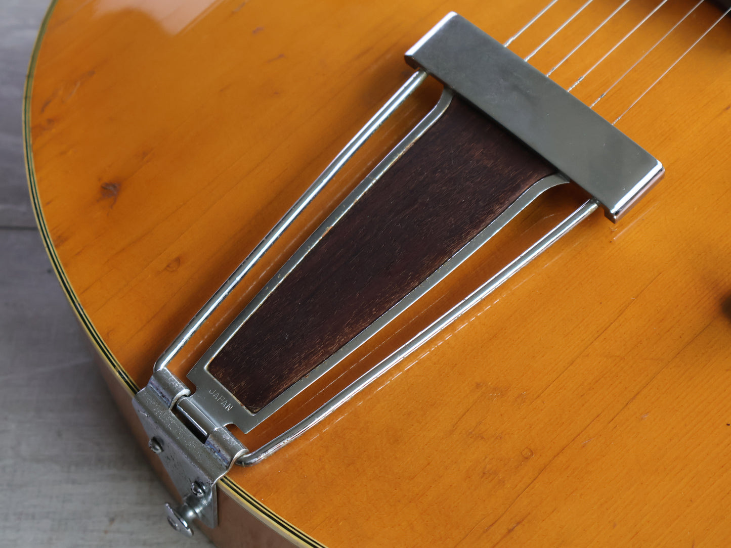 1969 Yamaha Japan AE11 Hollowbody Jazzbox (Natural)