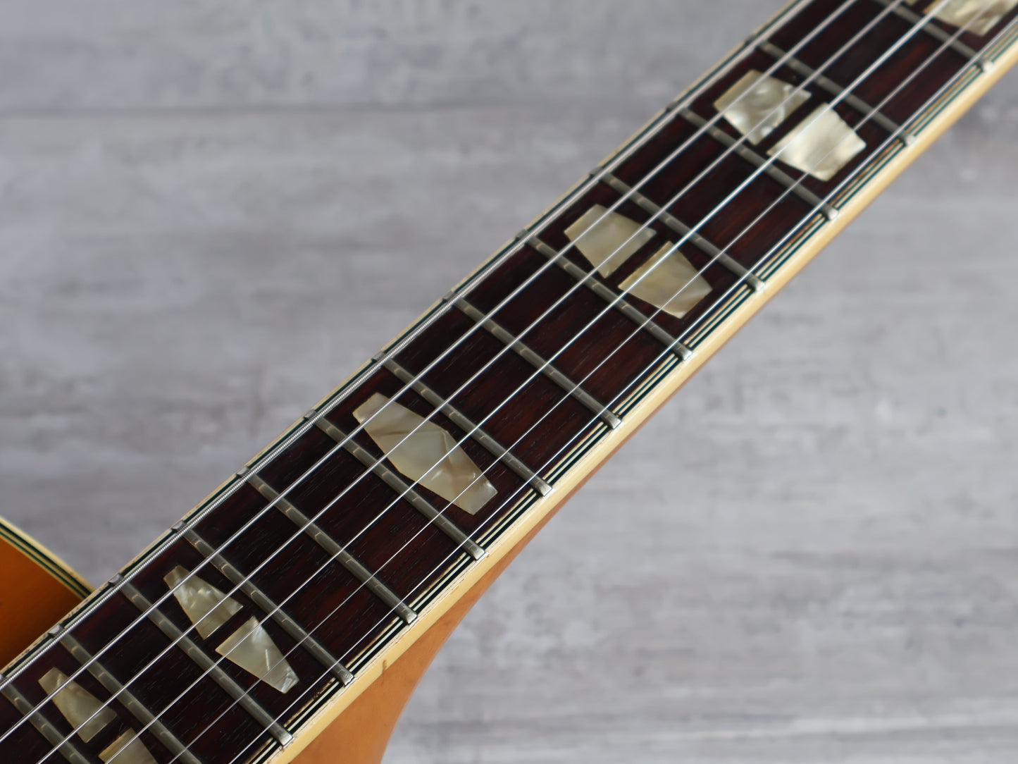 1969 Yamaha Japan AE11 Hollowbody Jazzbox (Natural)