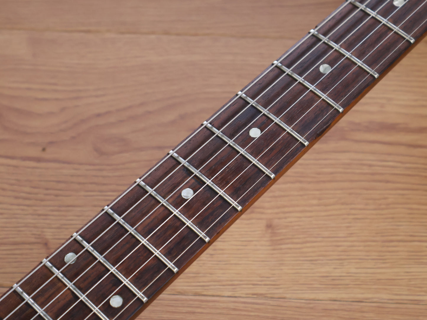 1998 Gibson USA "Japanese Market" Les Paul (Ruby Red)