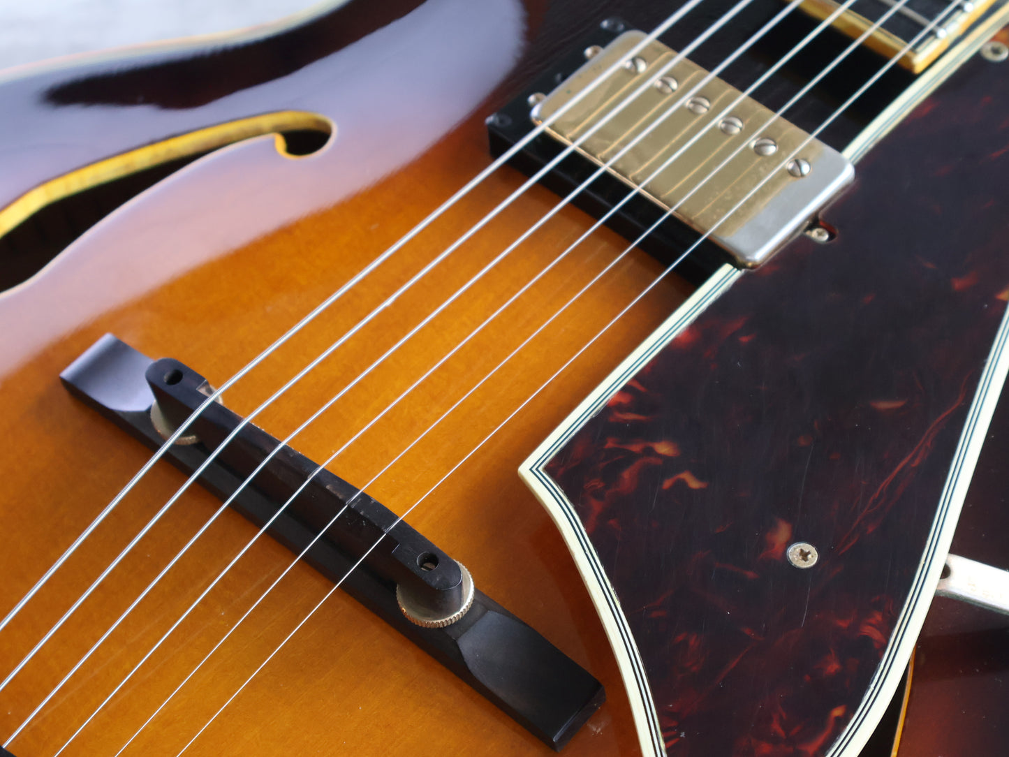 1983 Ibanez Japan JP20 Joe Pass Signature Hollowbody (Brown Sunburst)