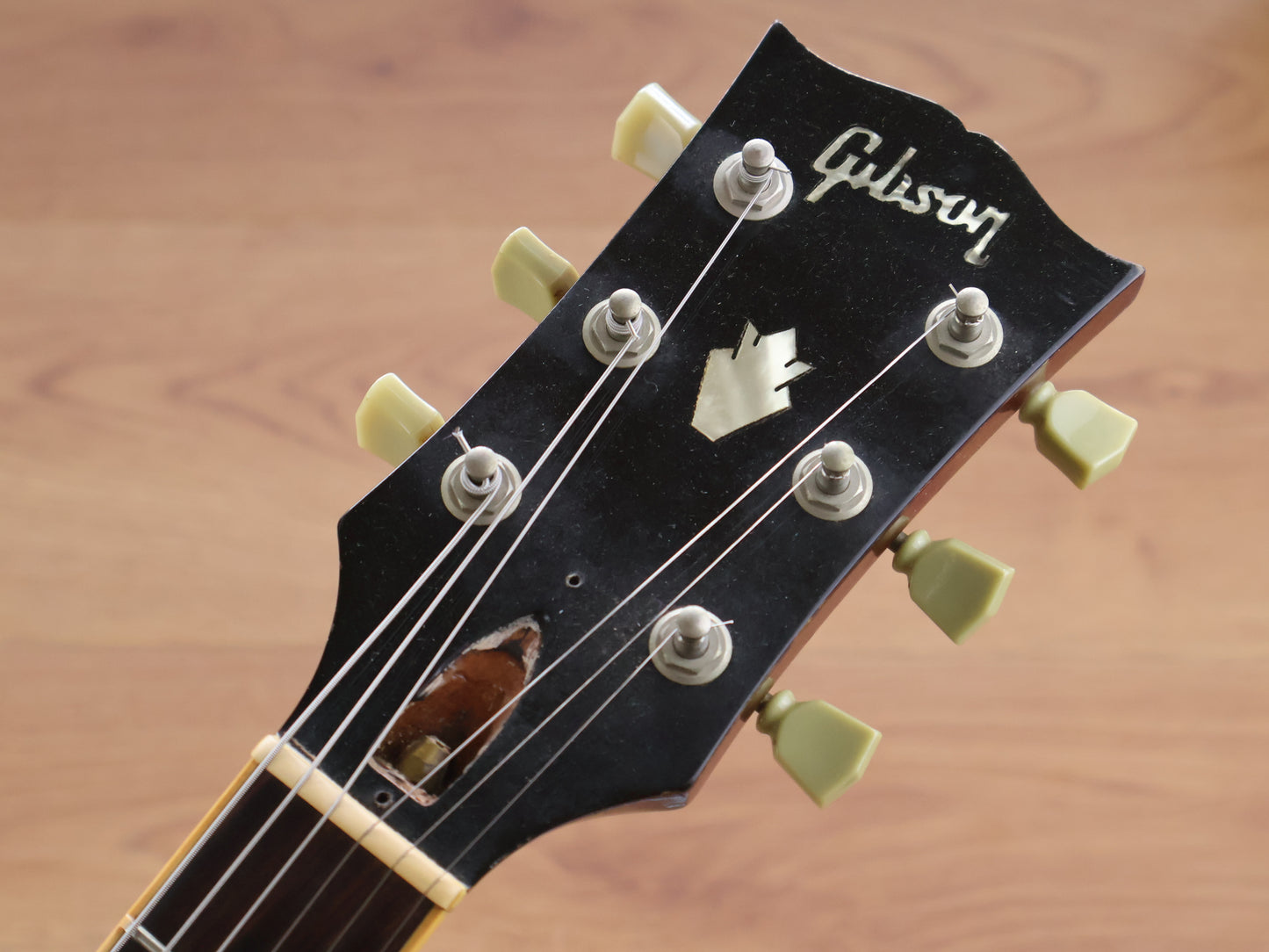 1990 Gibson USA '62 Reissue "Small Guard" SG (Wine Red) w/Case