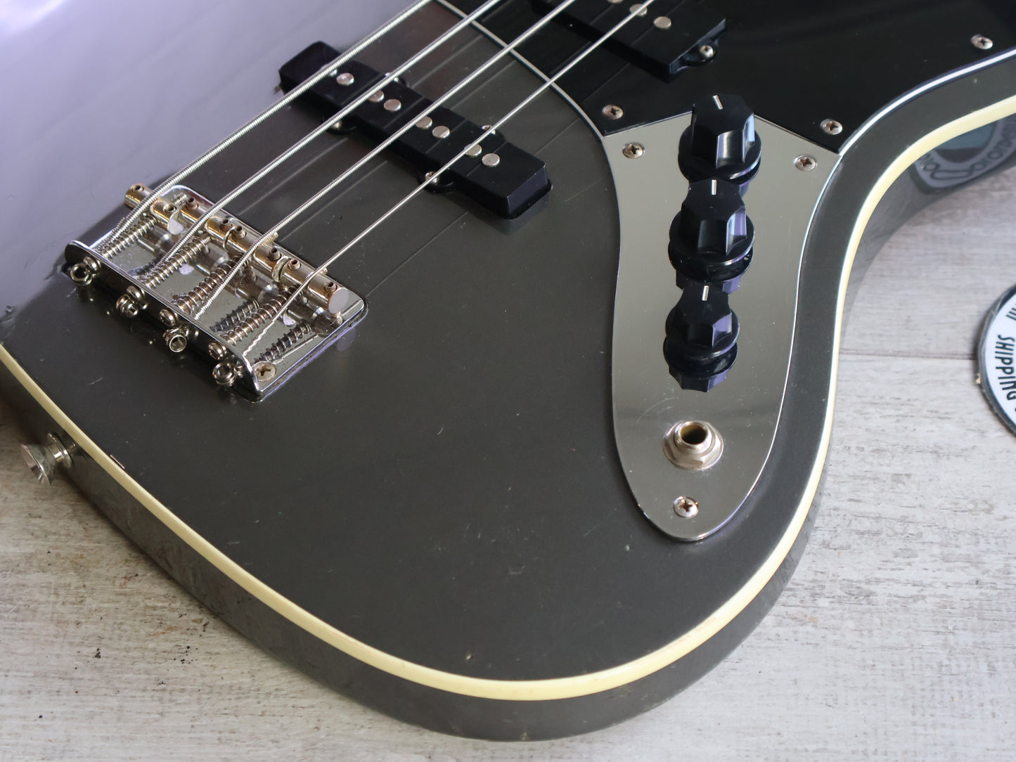 2006 Fender Japan AJB-65 Aerodyne Jazz Bass (Dolphin Grey)