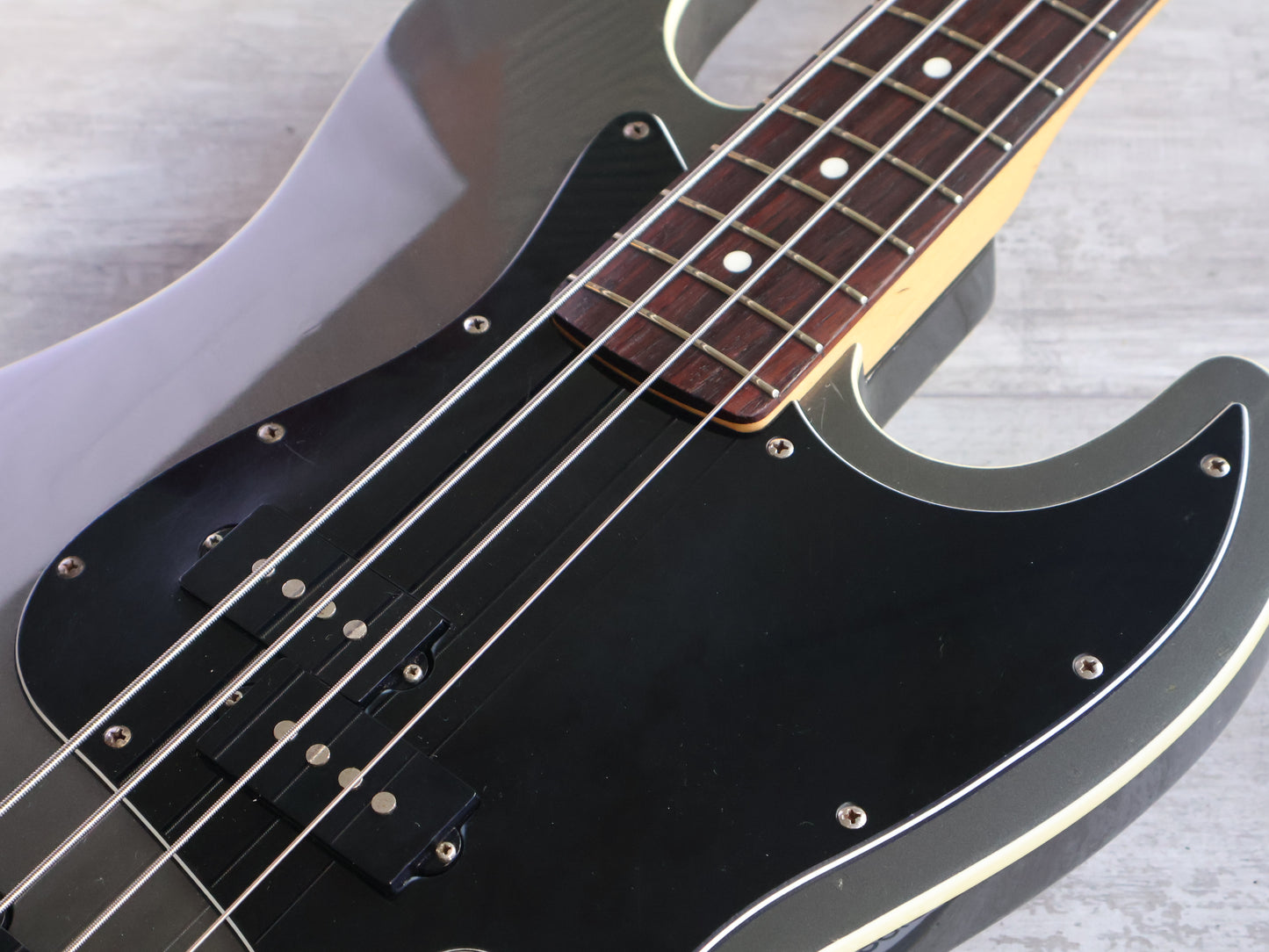 2006 Fender Japan AJB-65 Aerodyne Jazz Bass (Dolphin Grey)