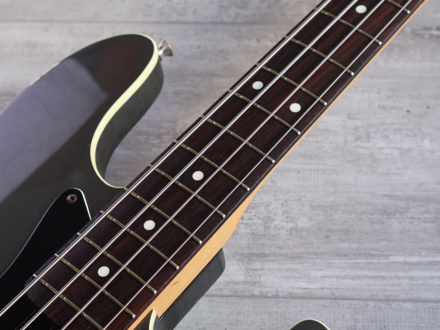 2006 Fender Japan AJB-65 Aerodyne Jazz Bass (Dolphin Grey)