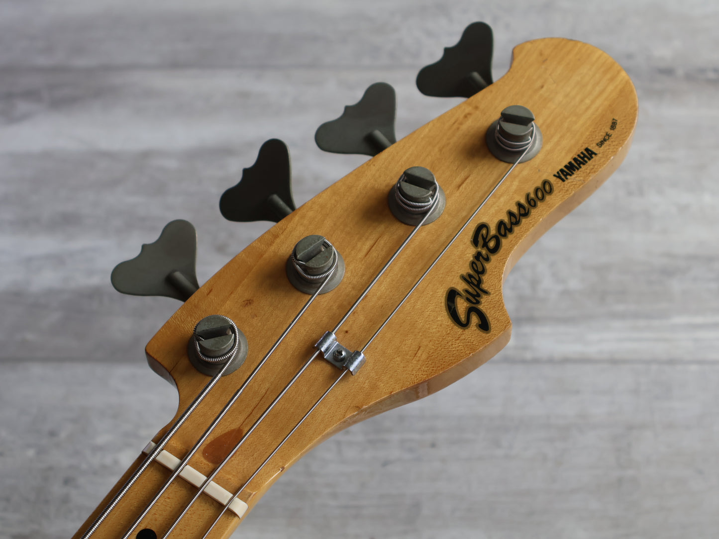 1970's Yamaha Japan SB600 SuperBass (Sunburst)