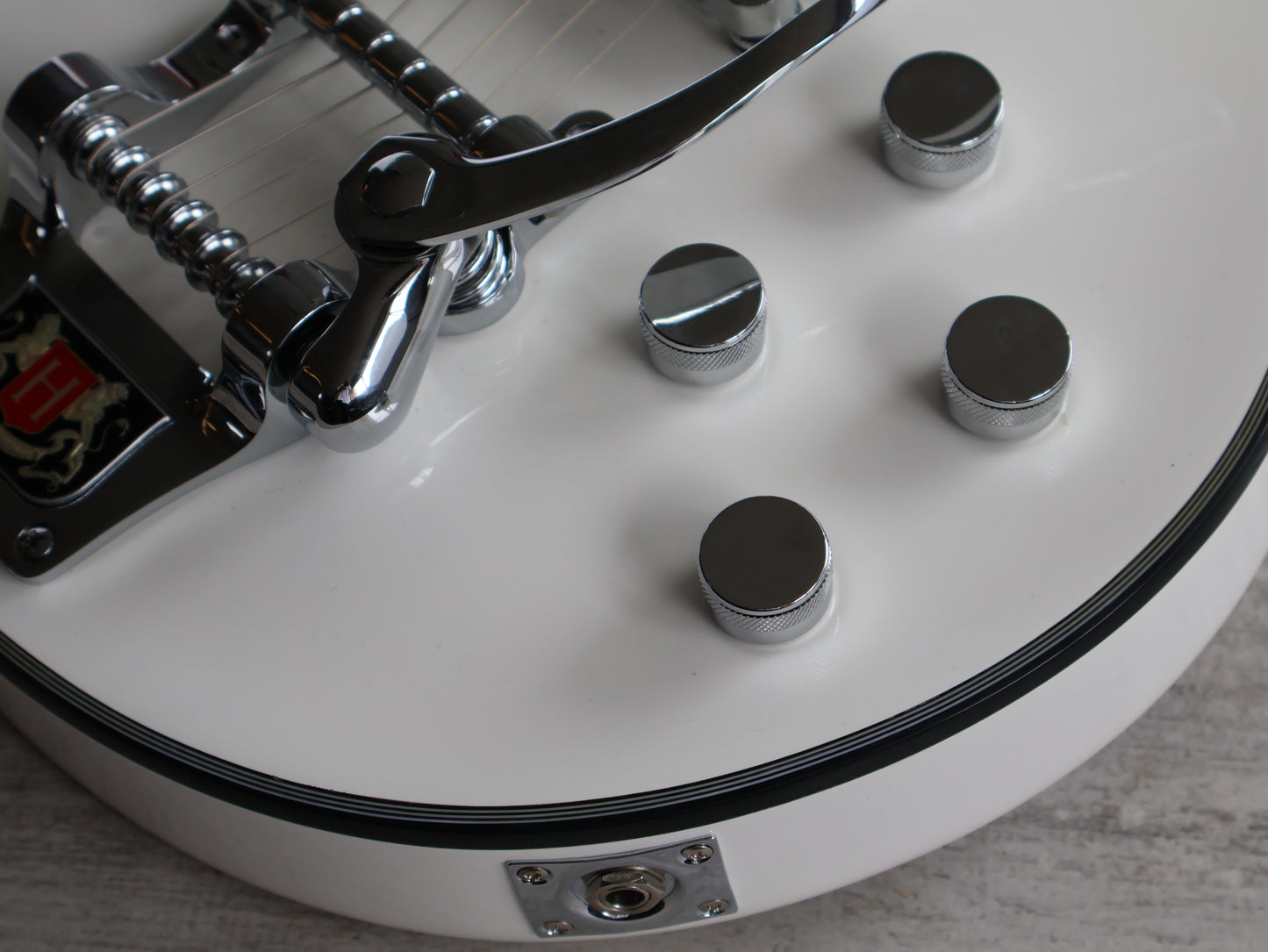 Hagstrom Tremar Super Swede P90 (White Gloss)