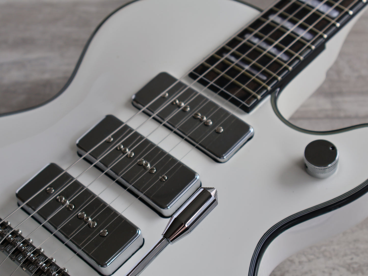 Hagstrom Tremar Super Swede P90 (White Gloss)