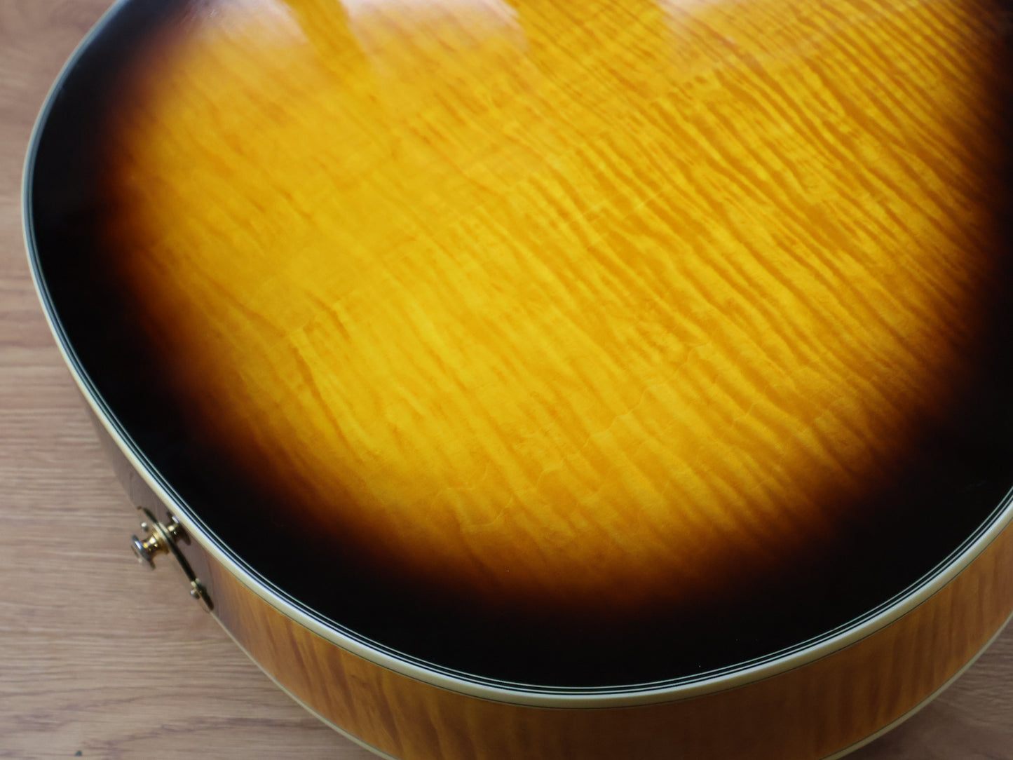 2004 Epiphone Korea Joe Pass Emperor II Hollowbody Jazzbox (Sunburst)