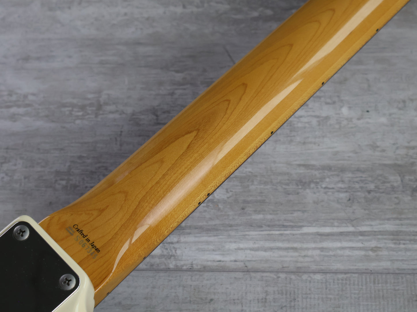 2006 Fender Japan JG66-93 '66 Reissue Jaguar (Vintage White)