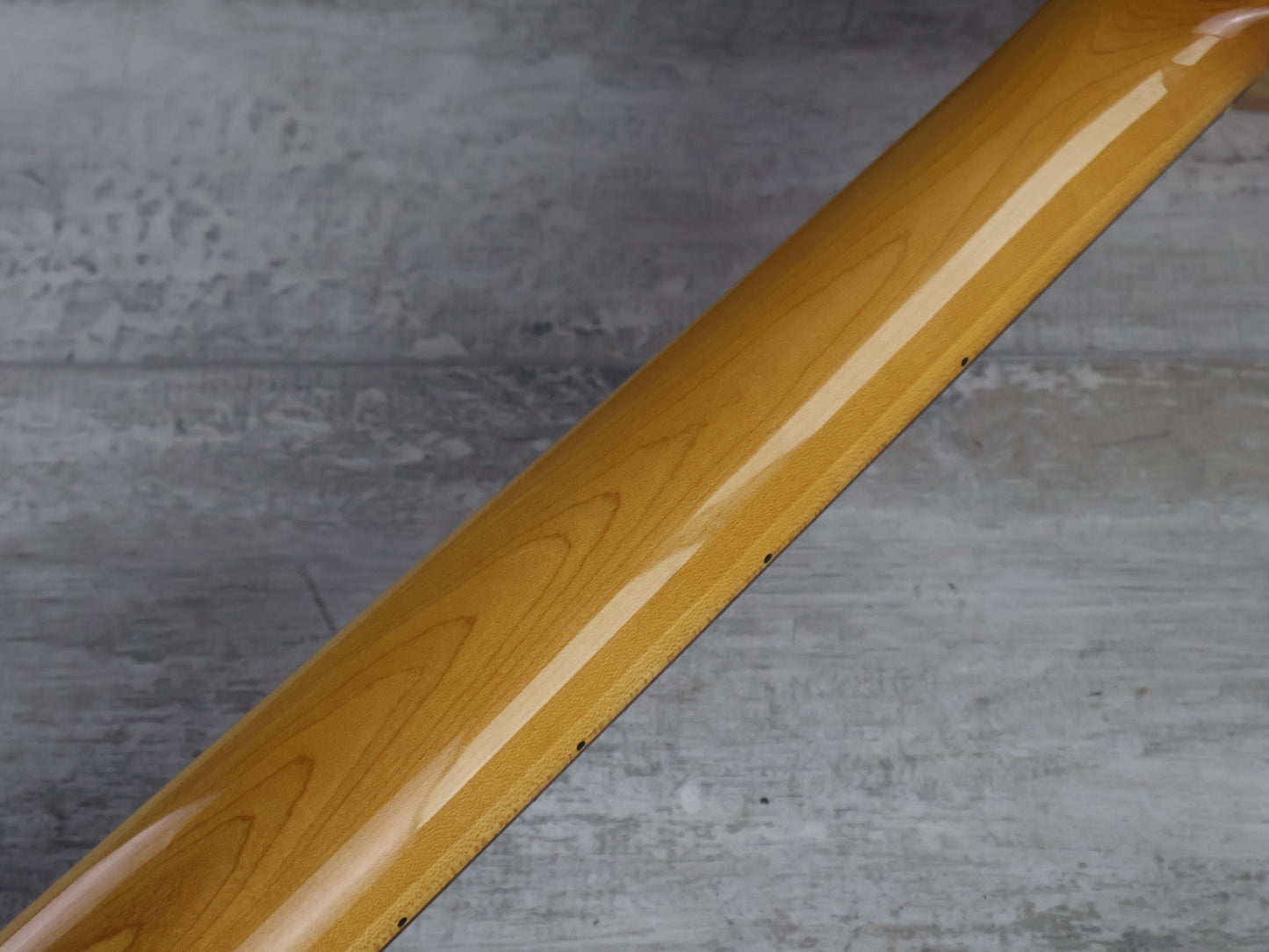 2006 Fender Japan JG66-93 '66 Reissue Jaguar (Vintage White)