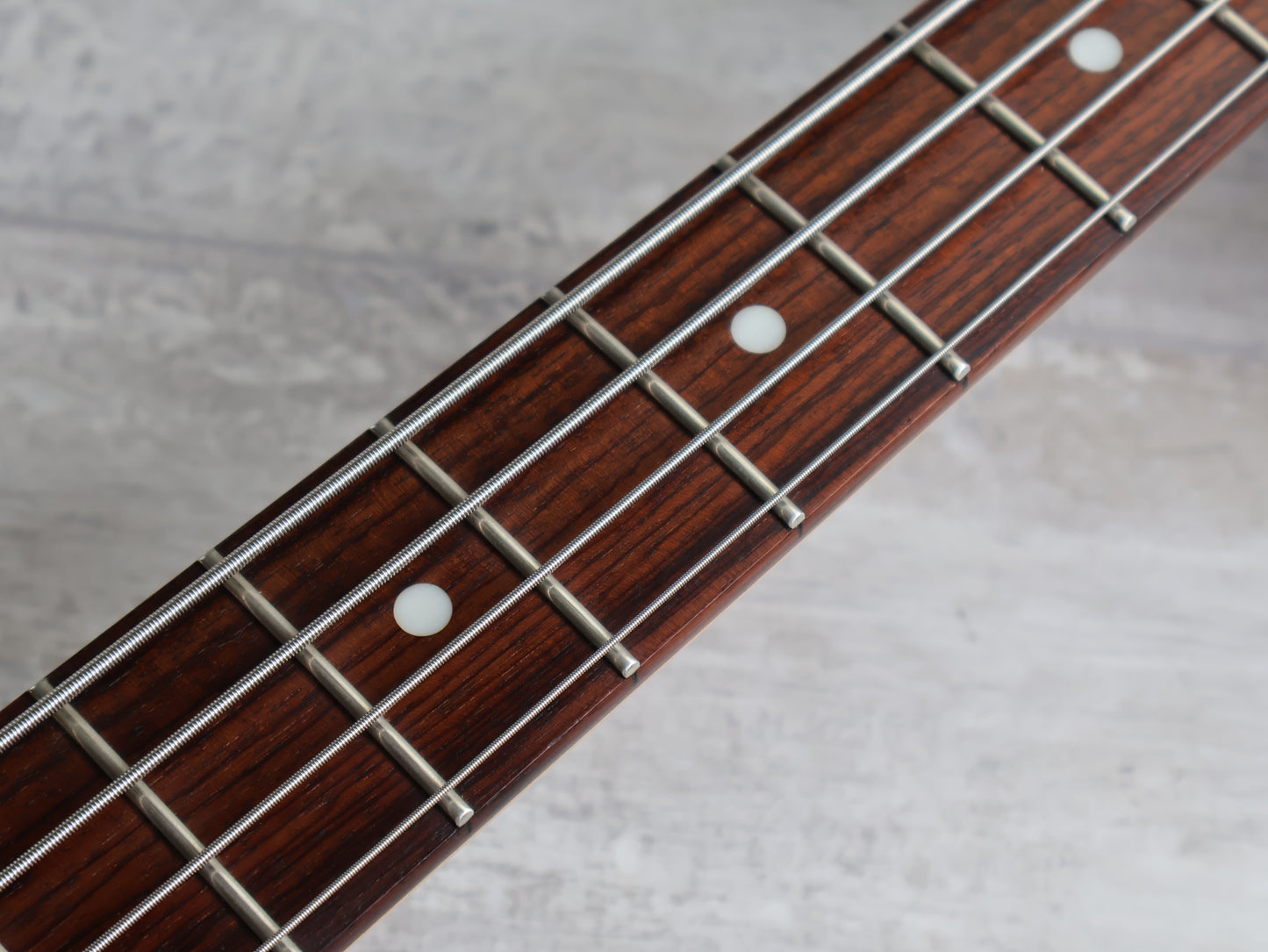 G&L Tribute Series L-2000 Bass (Natural)