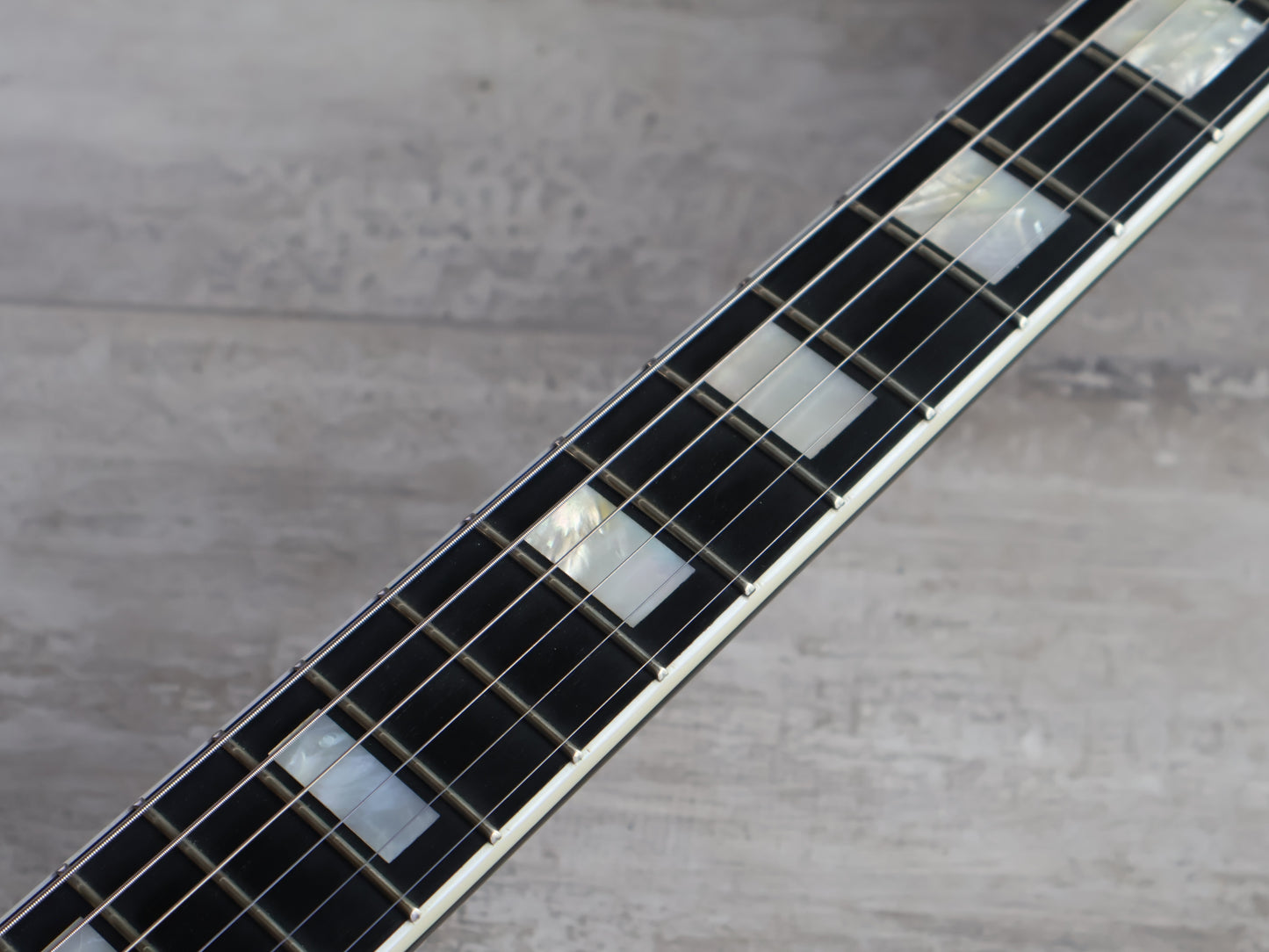 Epiphone Inspired by Gibson Custom Adam Jones 1979 Les Paul Custom