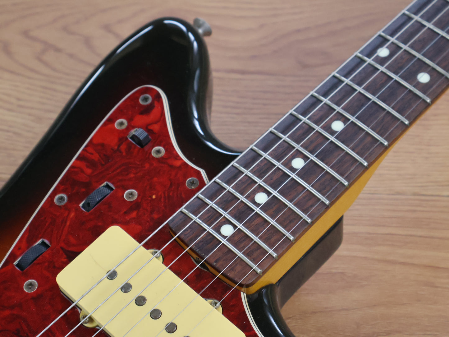 1994 Fender Japan JM66-80 '66 Reissue Jazzmaster (Sunburst)