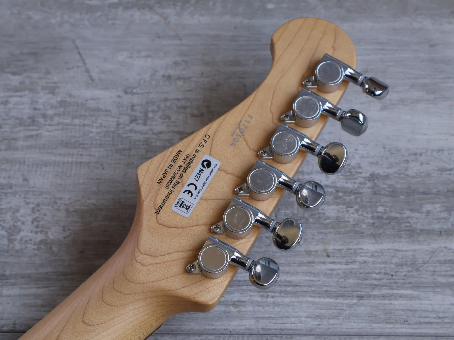 2017 FGN Japan (Fujigen) JST-6R J-Classic Stratocaster (Sunburst)