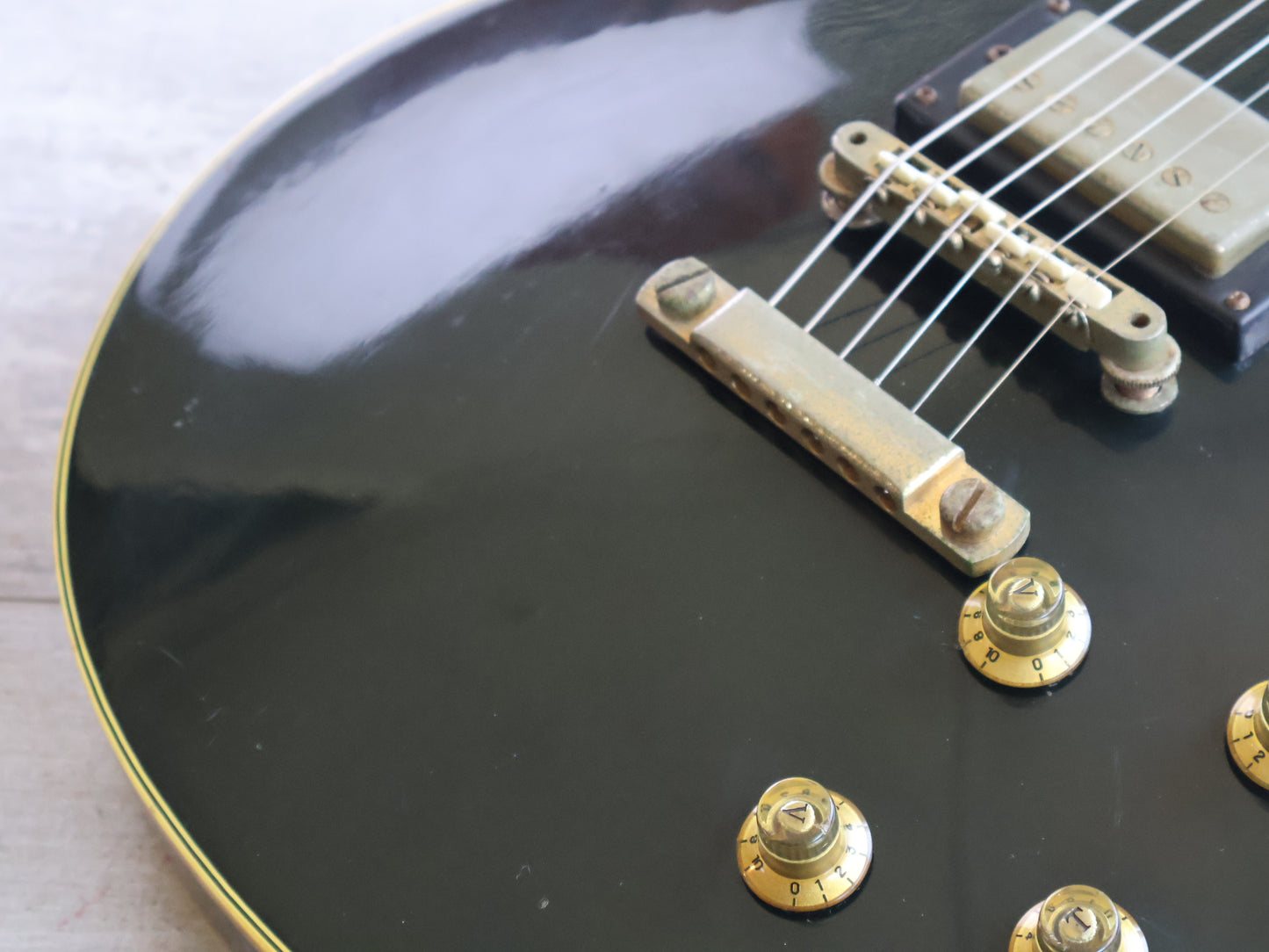 1973 Pearl Japan PE-2162 Les Paul Custom (Black)