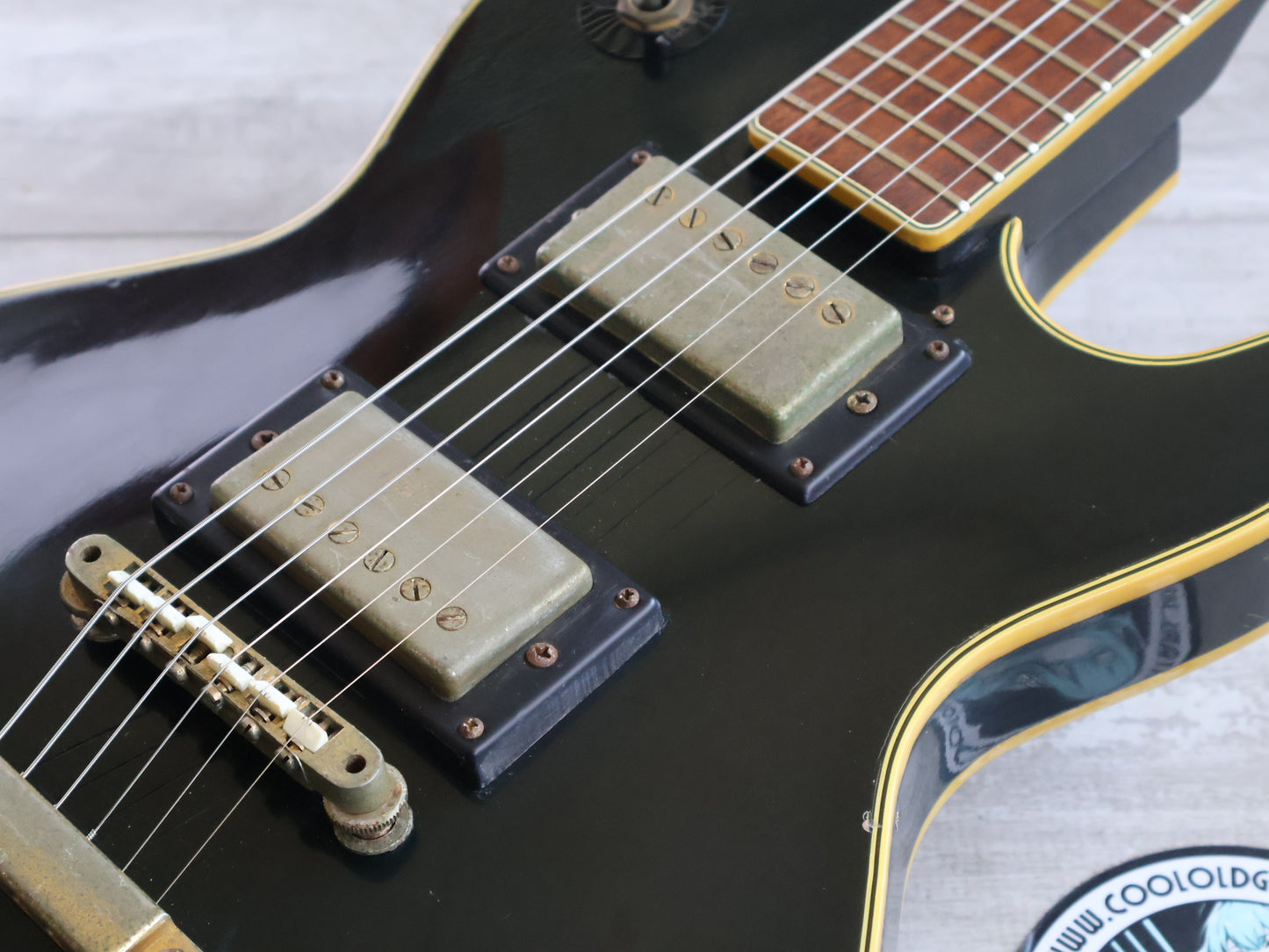 1973 Pearl Japan PE-2162 Les Paul Custom (Black)