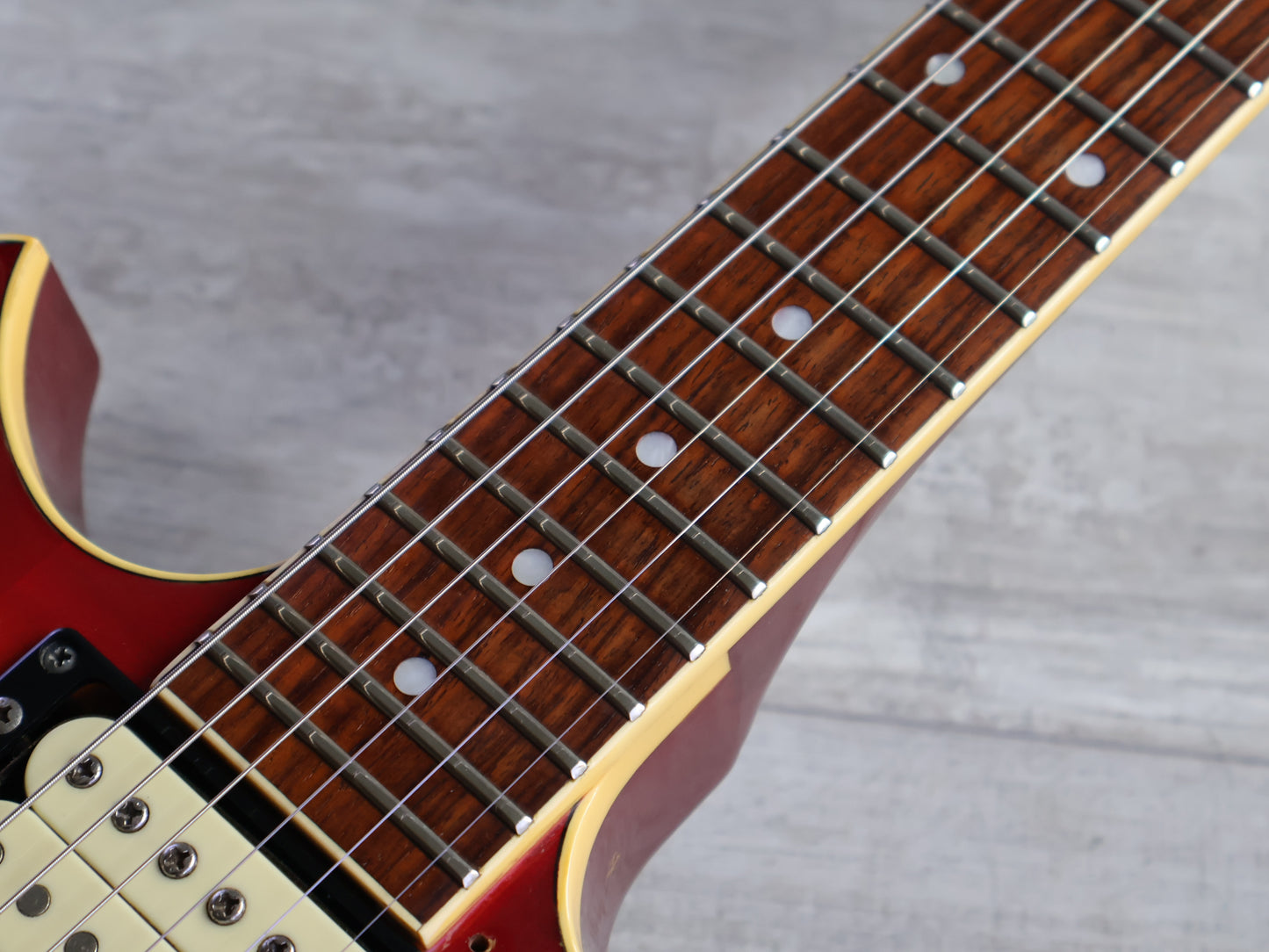 1982 Yamaha Japan SG-800S Double Cutaway (Cherry Sunburst)