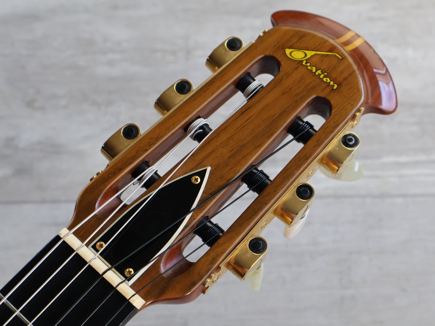 Ovation 1863 Classic Nylon String Classical w/Pickup