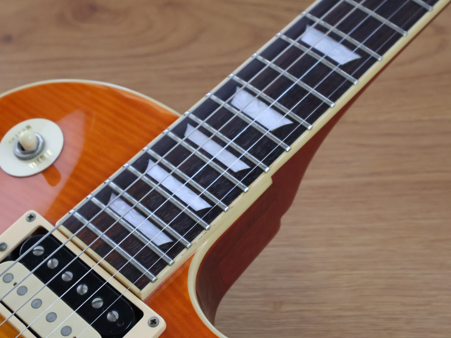2000's Edwards Japan E-LP-85SD Les Paul Standard (Sunburst)