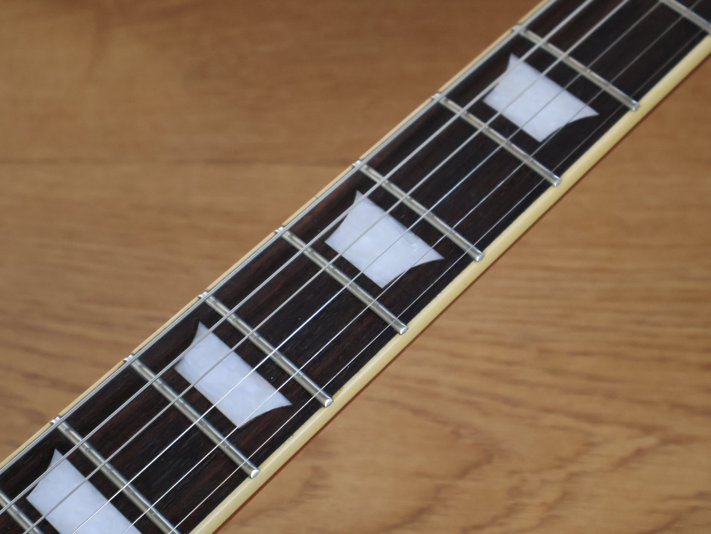 2000's Edwards Japan E-LP-85SD Les Paul Standard (Sunburst)