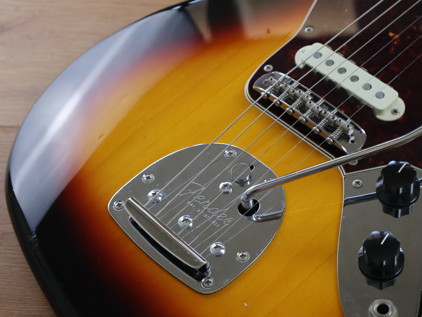 2022 Fender Japan Traditional II 60's Reissue Jaguar (Sunburst)