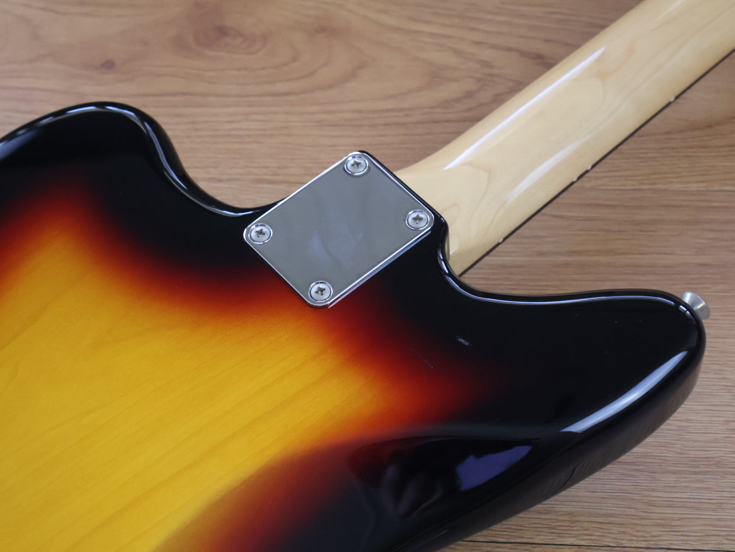 2022 Fender Japan Traditional II 60's Reissue Jaguar (Sunburst)